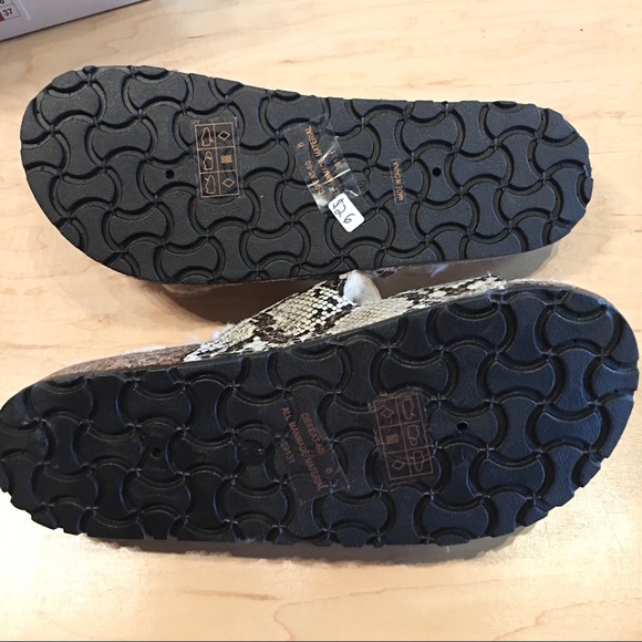 NWT • BAMBOO • faux snakeskin sandals • - Picture 5 of 7